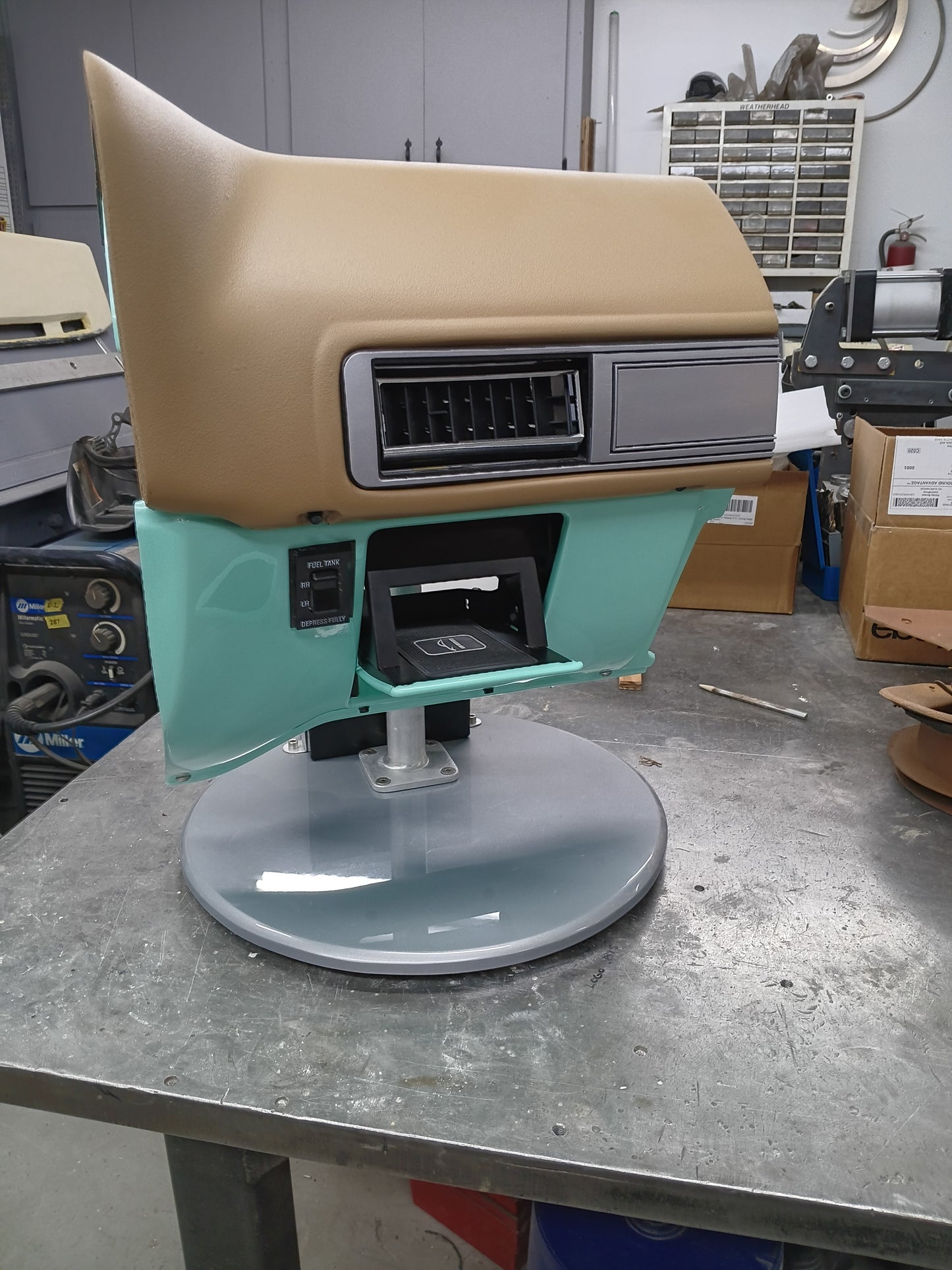1973-1987 GM Squarebody ash tray wireless phone charger